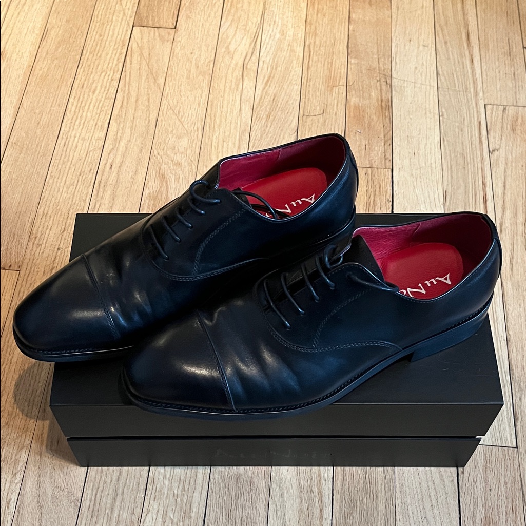 Au Noir Monroe Black Leather Cap-Toe Oxfords With Red Insole Size 10.5